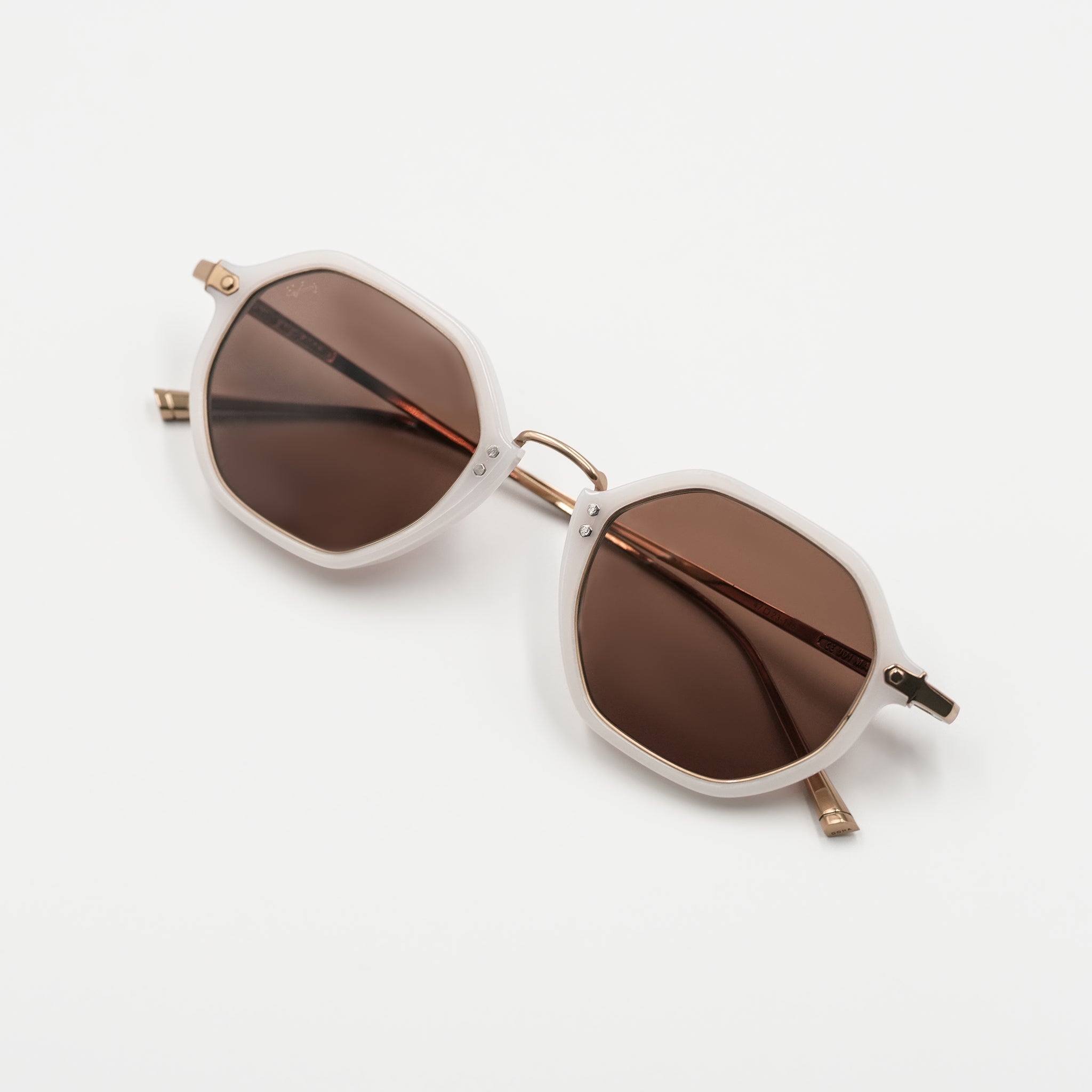 Creamy white Sunglasses