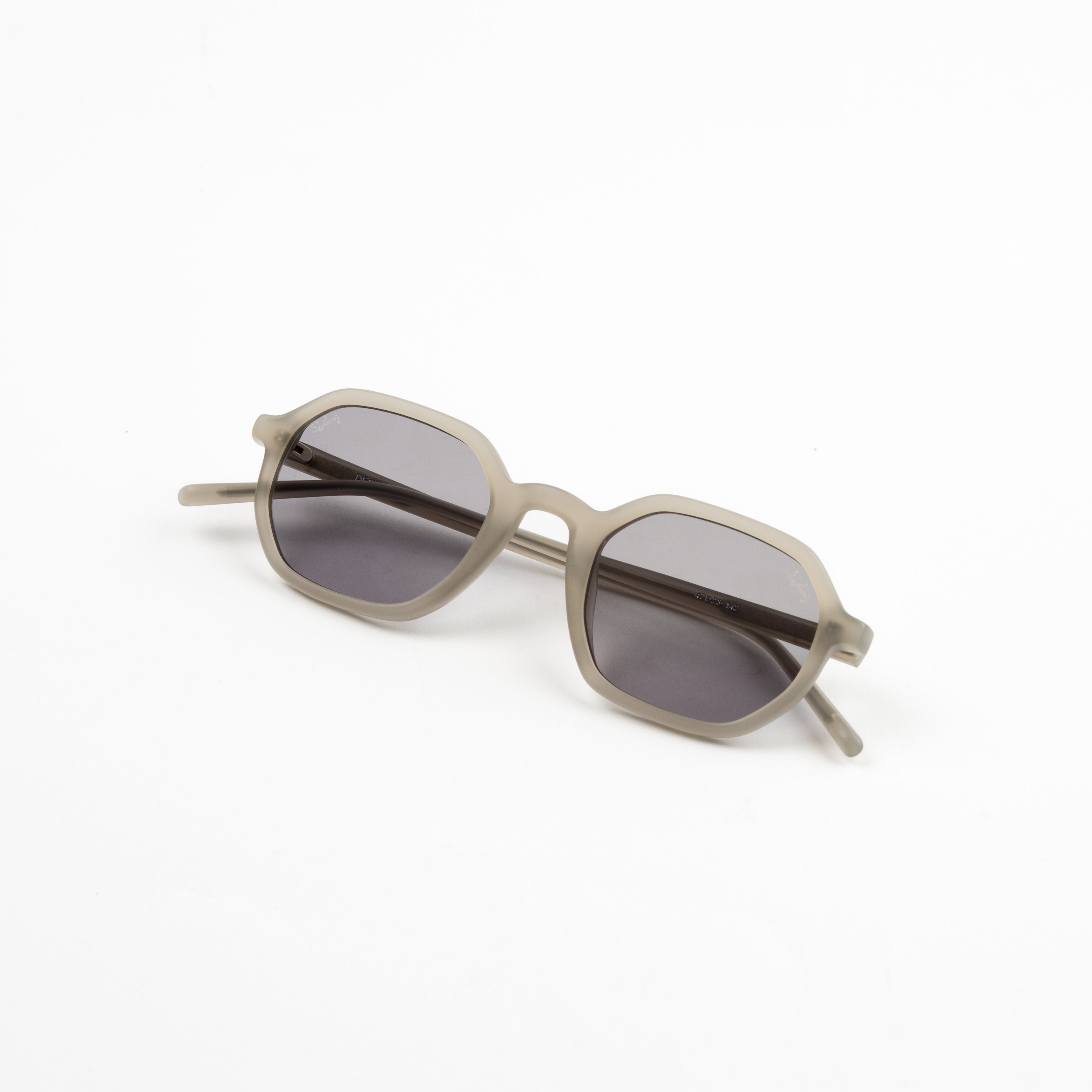 SOFT ASH TINT ACETATE SUNGLASSES