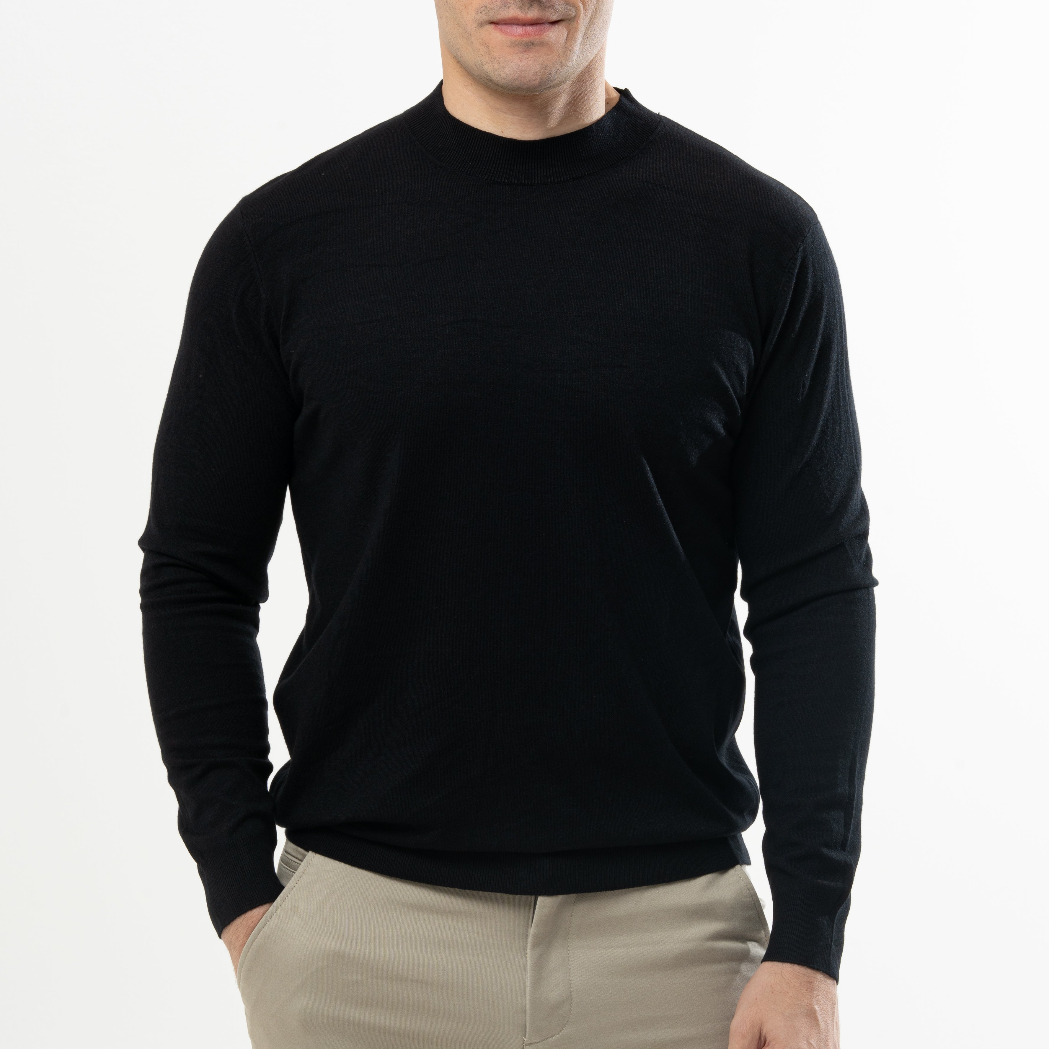 TURTLE NECK SWEATER