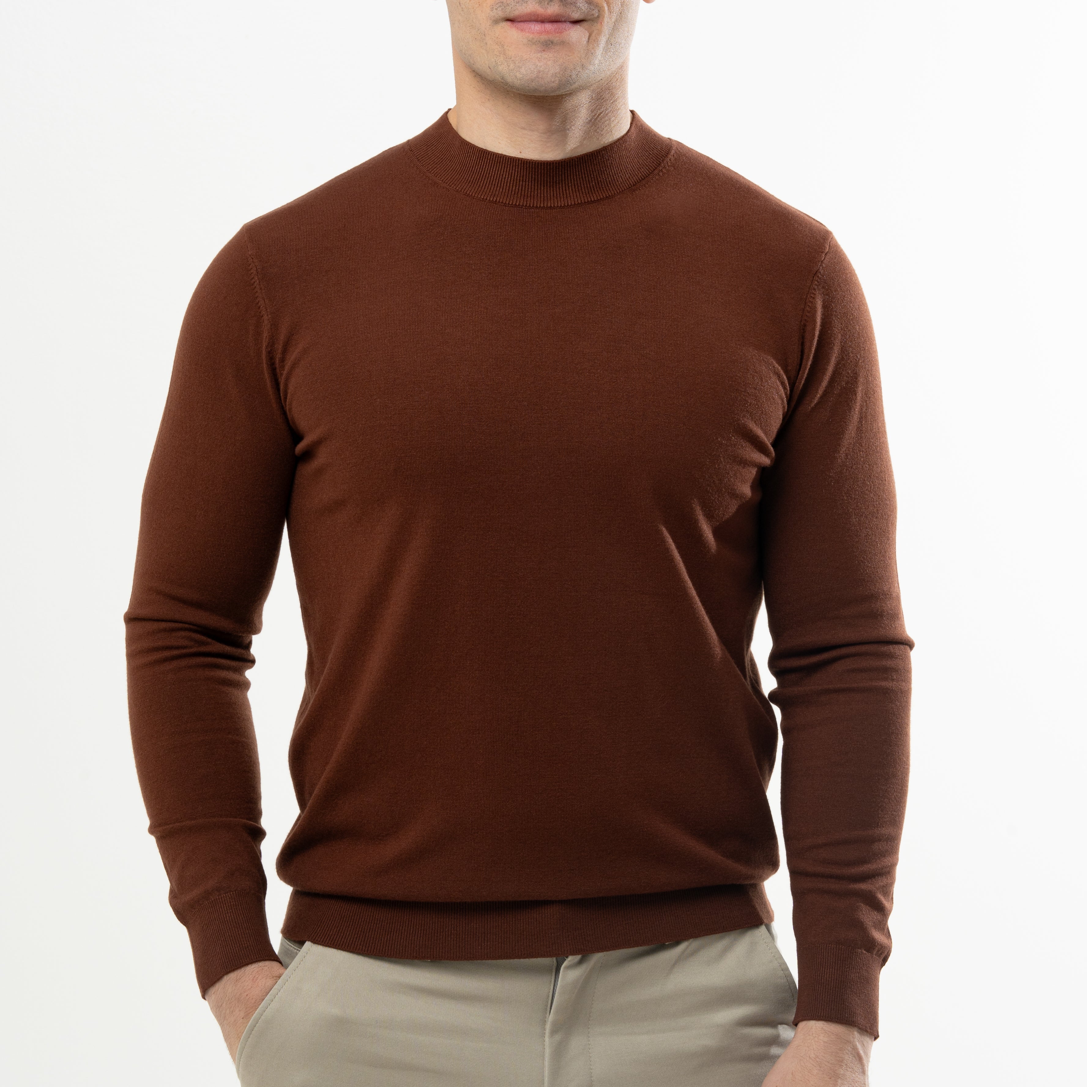 TURTLE NECK SWEATER